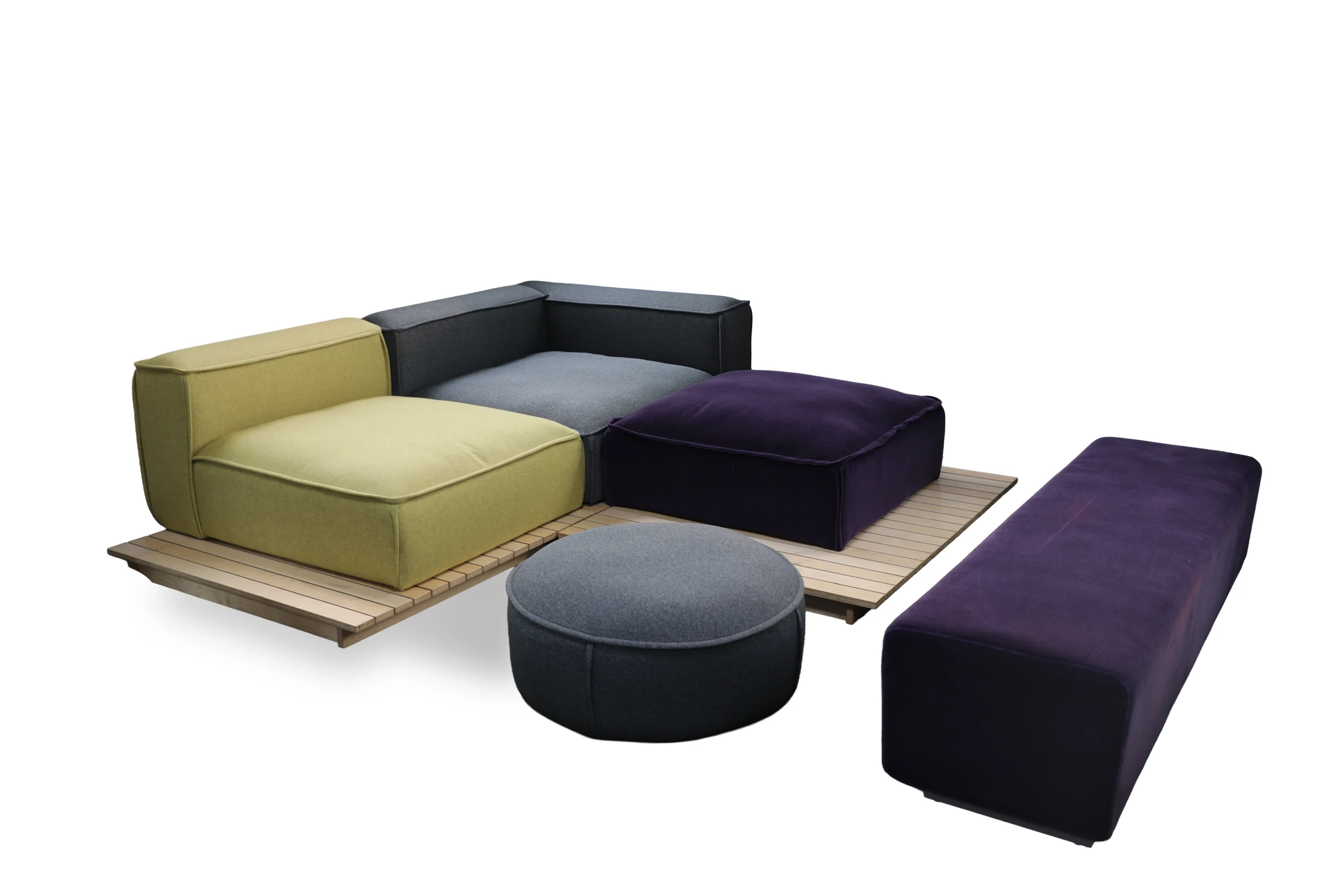 OFS Hinchada with purple, gray, and yellow fabric.