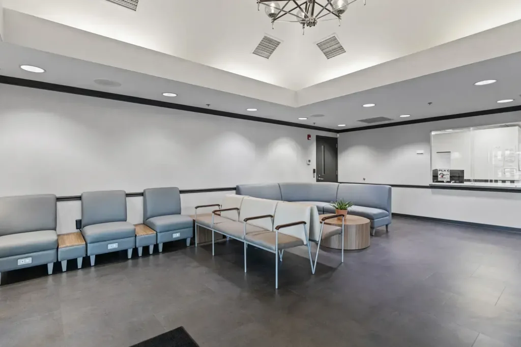 Lobby-14.jpg