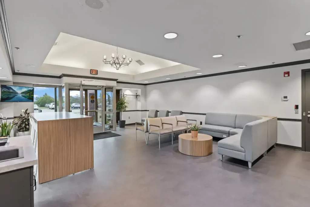Lobby-9.jpg