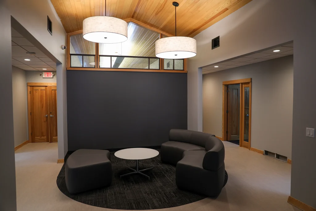 spipharma-lobby-1-lowres